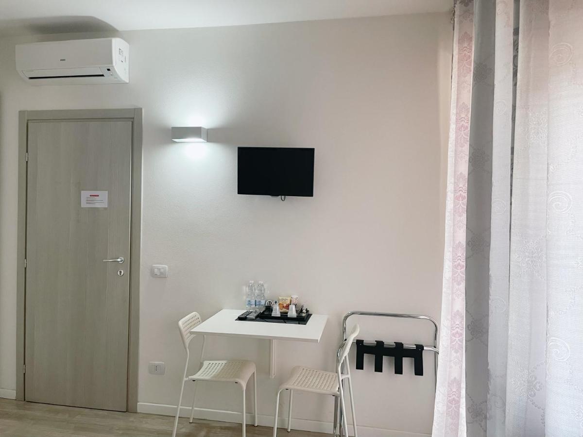 Residenza Borgo Trento Sunday Hotel Верона Екстериор снимка