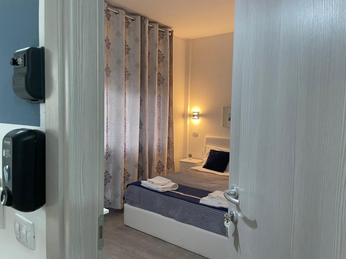 Residenza Borgo Trento Sunday Hotel Верона Екстериор снимка