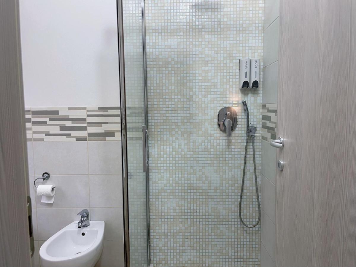 Residenza Borgo Trento Sunday Hotel Верона Екстериор снимка